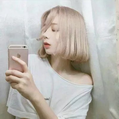 远看是蔚蓝的春天